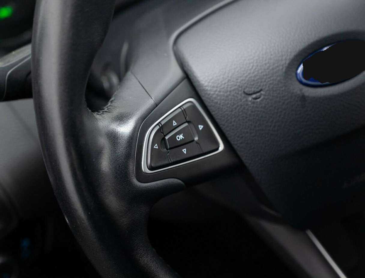 Форд Фокус б/у, 2017, Роботизированная. Фото: #17