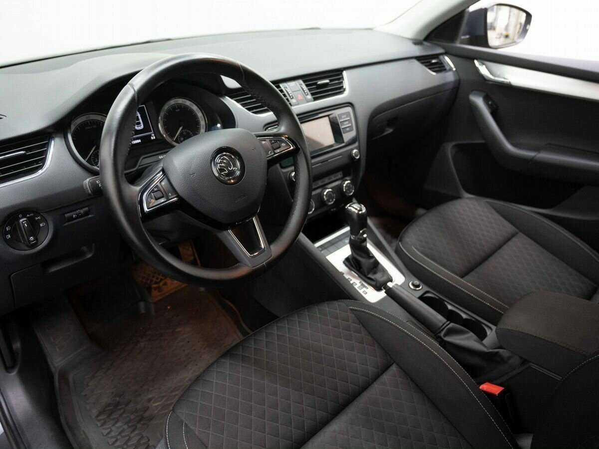 Шкода Октавия б/у, 2016, Роботизированная. Фото: #9