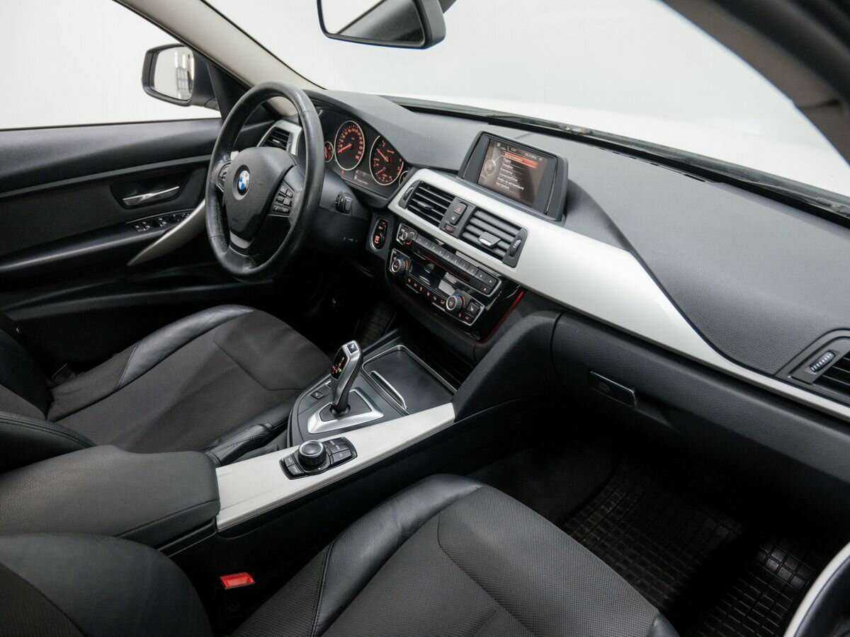 БМВ 3 серии б/у, 2016, Автоматическая. Фото: #6