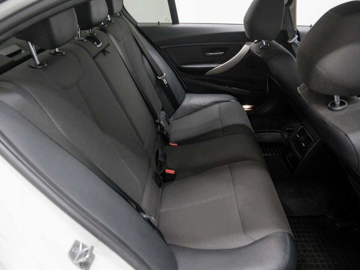 БМВ 3 серии б/у, 2016, Автоматическая. Фото: #8