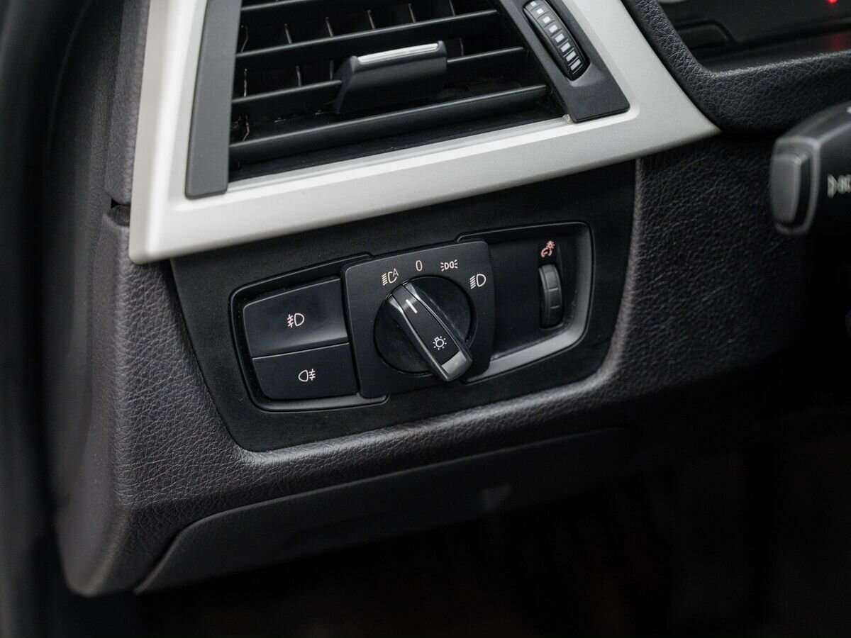 БМВ 3 серии б/у, 2016, Автоматическая. Фото: #15