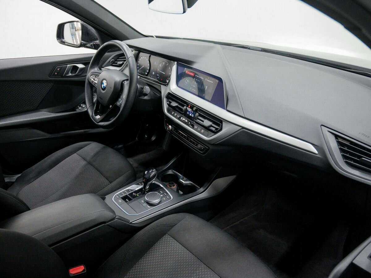 БМВ 1 серии б/у, 2019, Роботизированная. Фото: #6