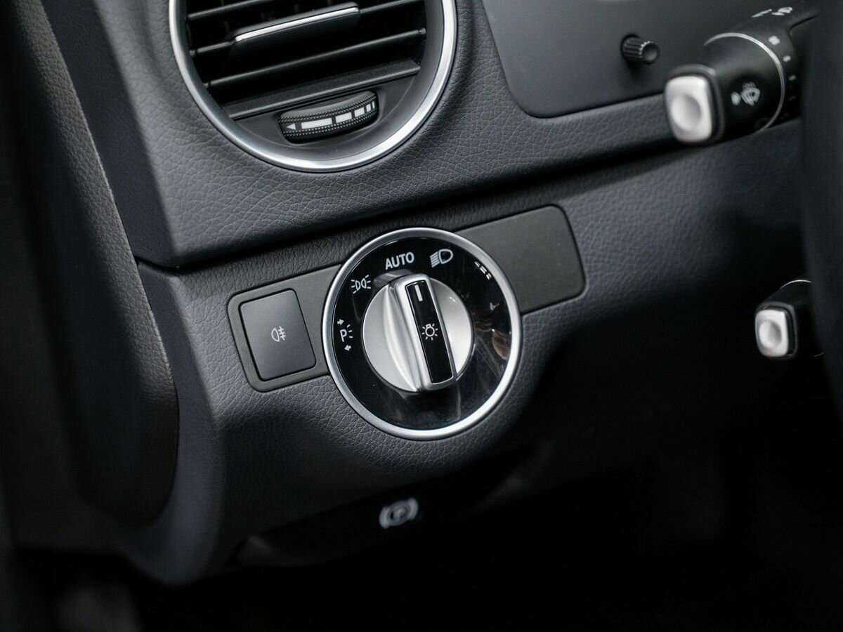 Мерседес-Бенц Ц-Класс б/у, 2013, Автоматическая. Фото: #15