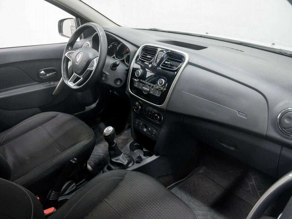 Рено Логан б/у, 2020, Механическая. Фото: #4