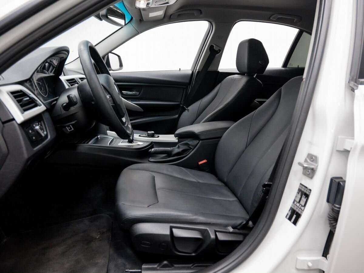 БМВ 3 серии б/у, 2016, Автоматическая. Фото: #13