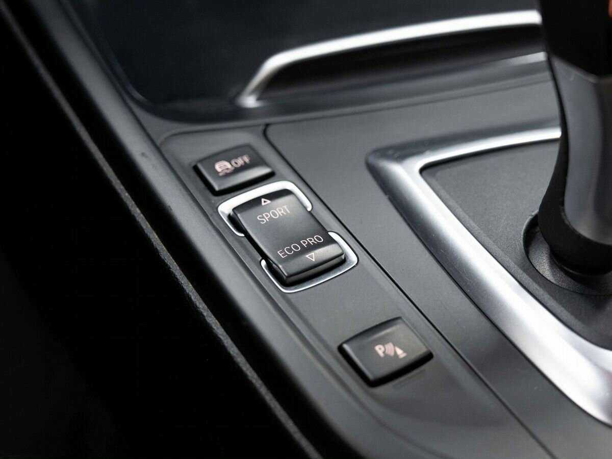 БМВ 3 серии б/у, 2016, Автоматическая. Фото: #22