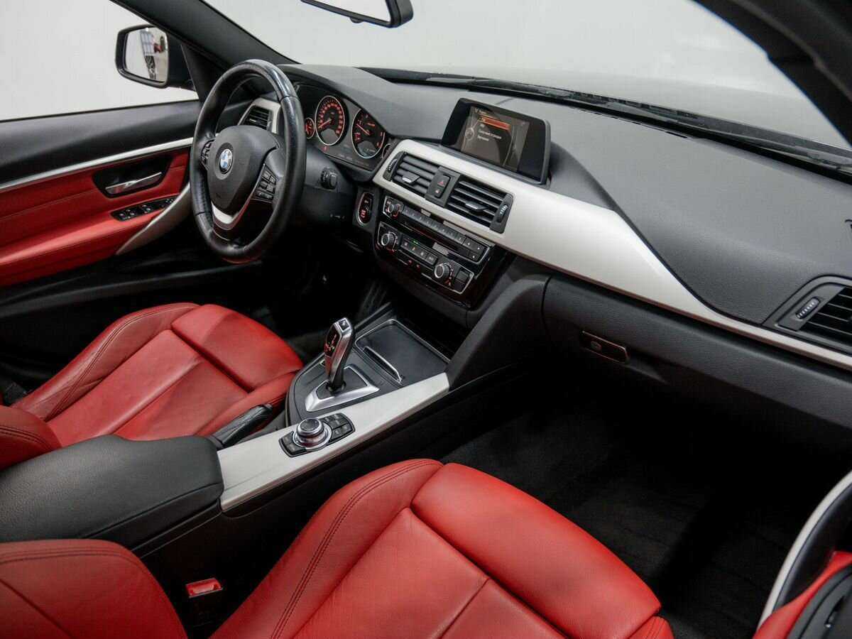 БМВ 3 серии б/у, 2015, Автоматическая. Фото: #4