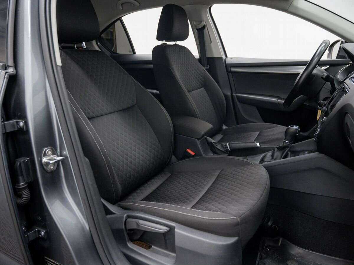 Шкода Октавия б/у, 2017, Роботизированная. Фото: #4