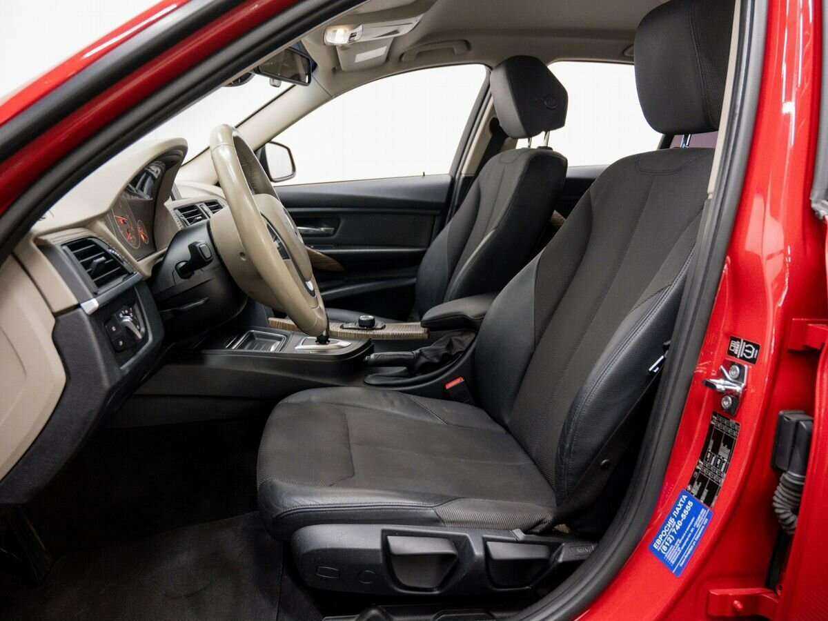 БМВ 3 серии б/у, 2012, Автоматическая. Фото: #10