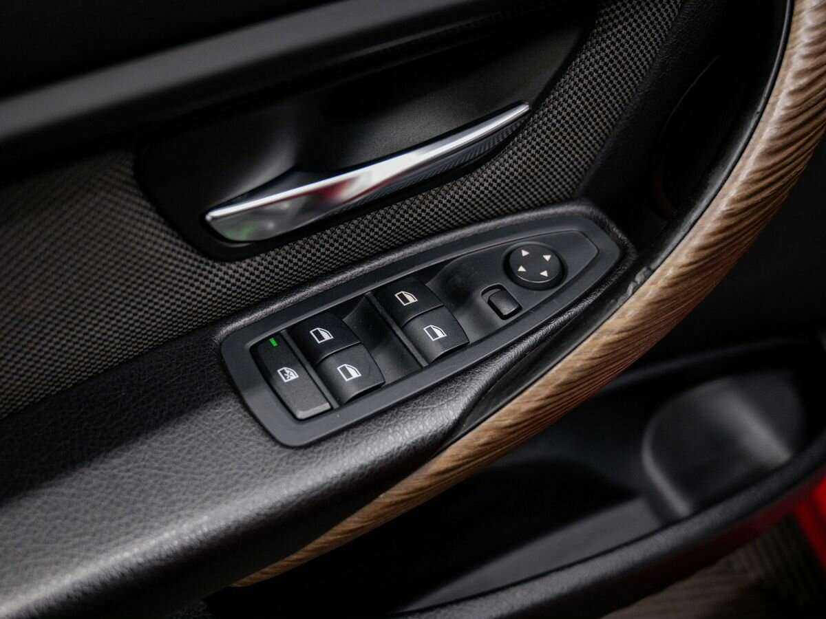 БМВ 3 серии б/у, 2012, Автоматическая. Фото: #11