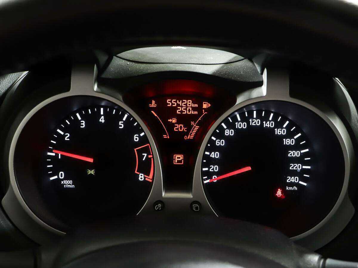 Ниссан Жук б/у, 2014, Вариатор. Фото: #13