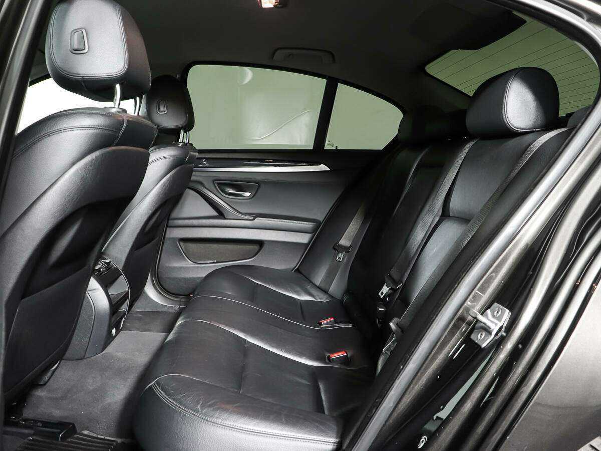 БМВ 5 серии б/у, 2013, Автоматическая. Фото: #9