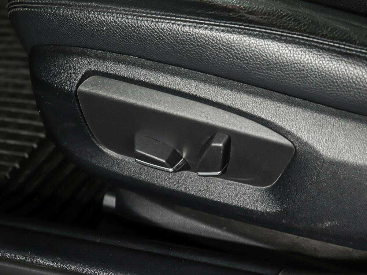 БМВ 5 серии б/у, 2013, Автоматическая. Фото: #17