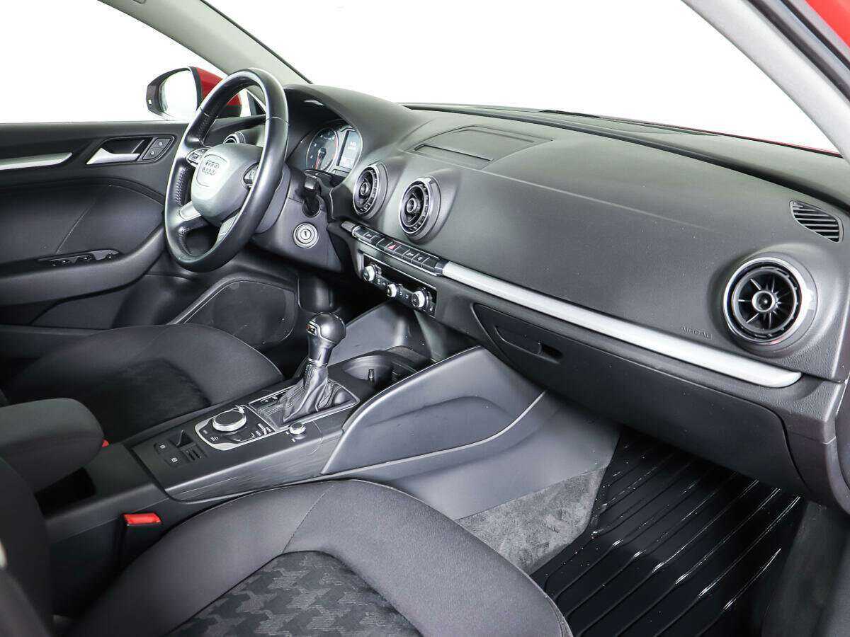 Ауди А3 б/у, 2015, Роботизированная. Фото: #9