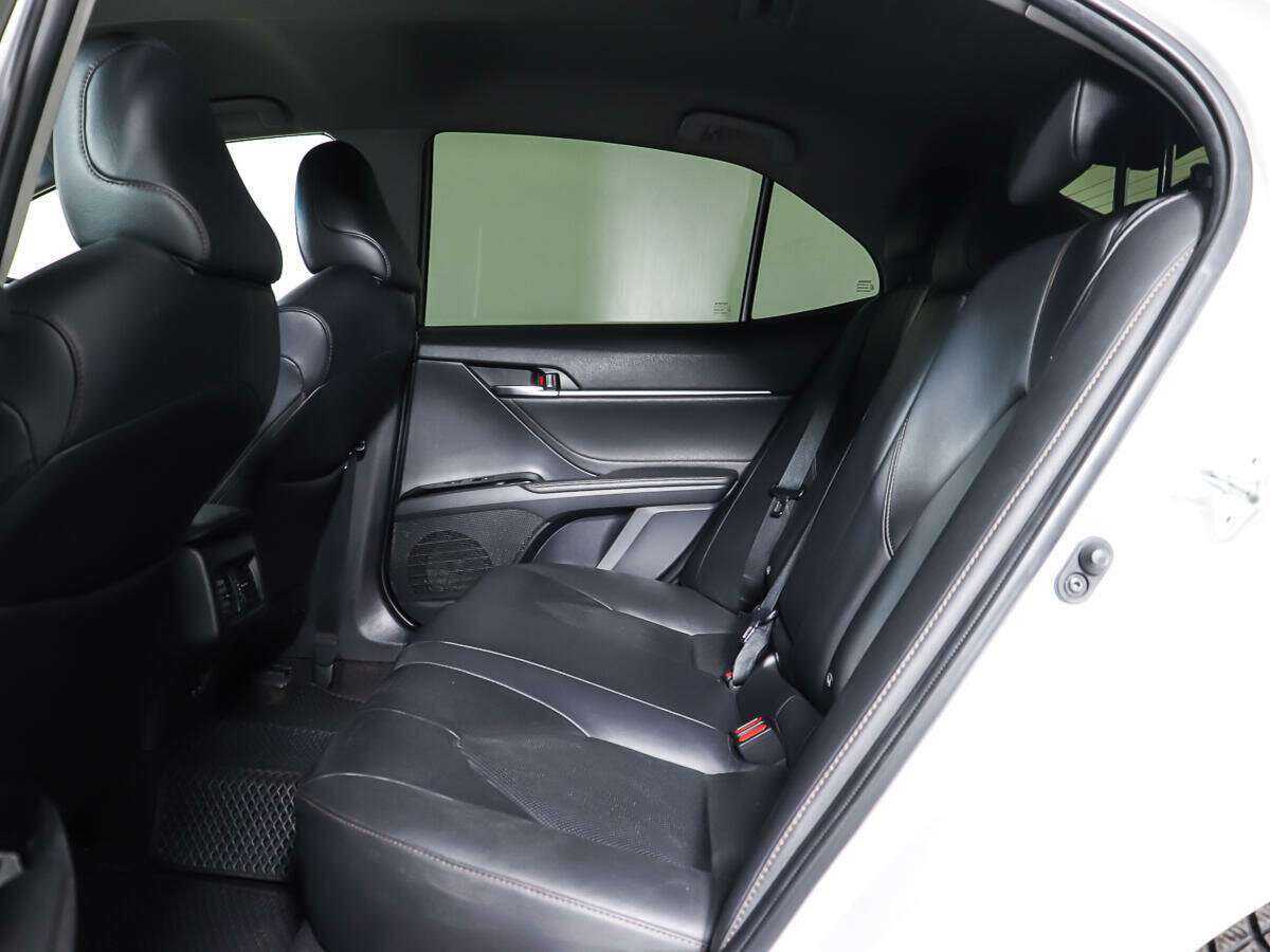 Тойота Камри б/у, 2018, Автоматическая. Фото: #9