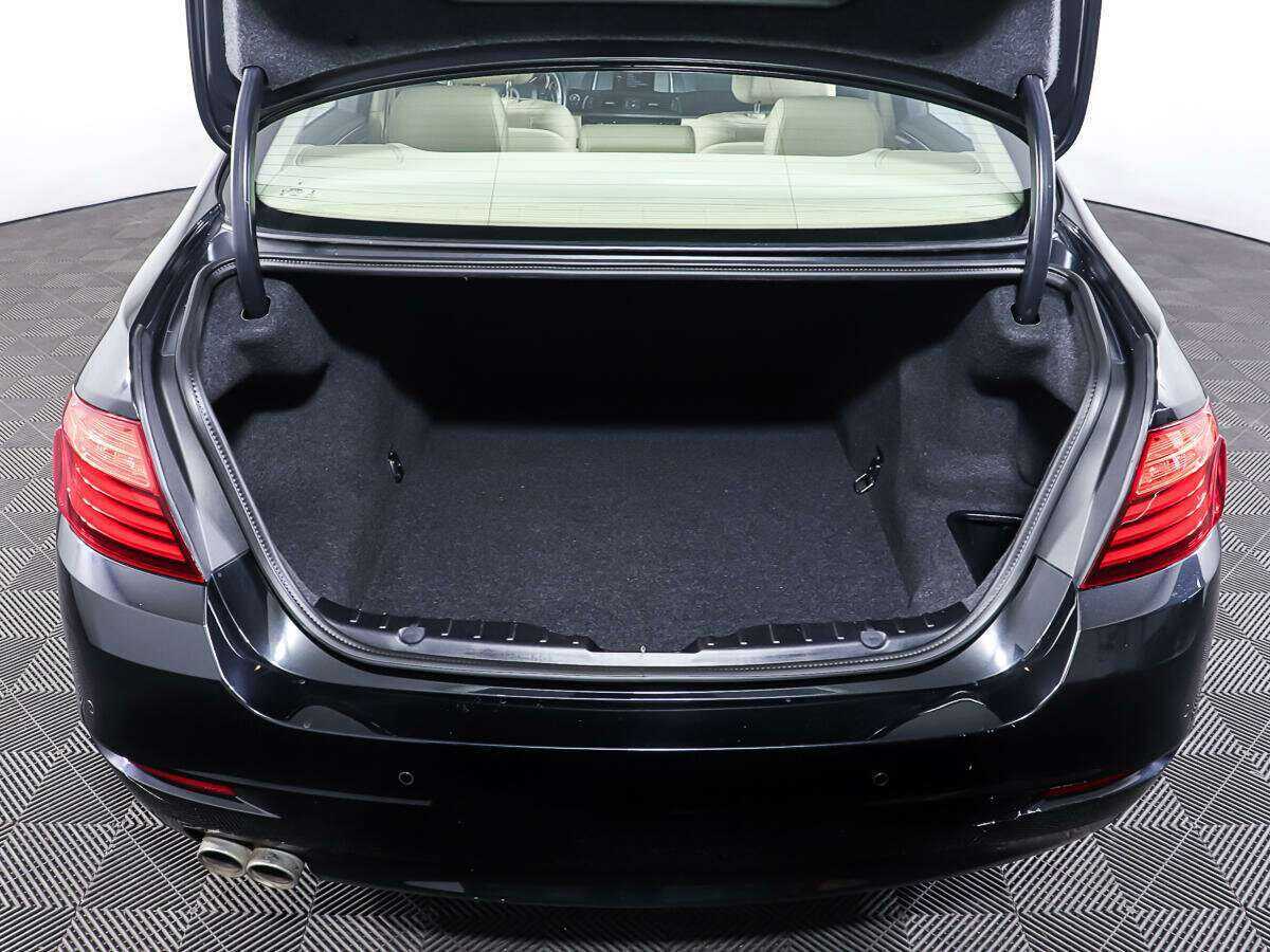 БМВ 5 серии б/у, 2014, Автоматическая. Фото: #8