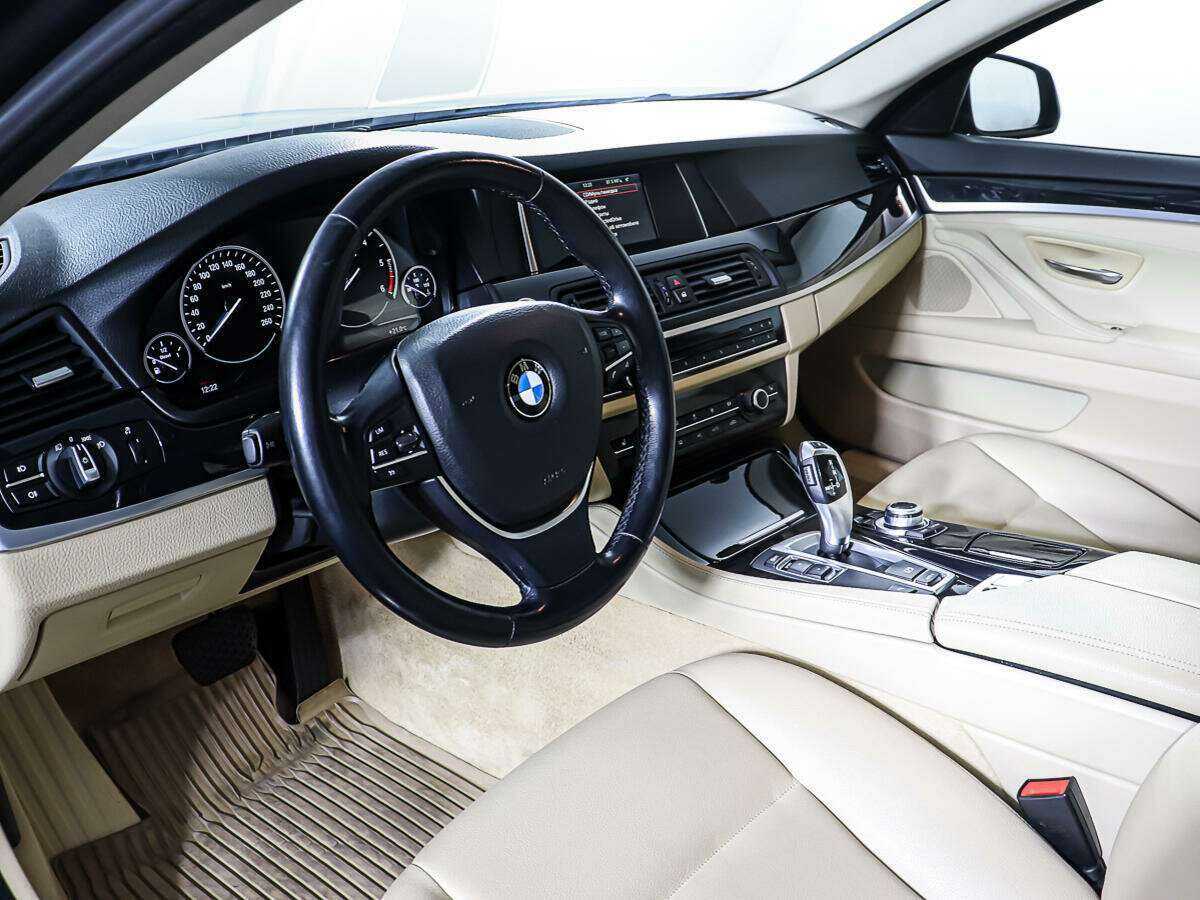 БМВ 5 серии б/у, 2014, Автоматическая. Фото: #12