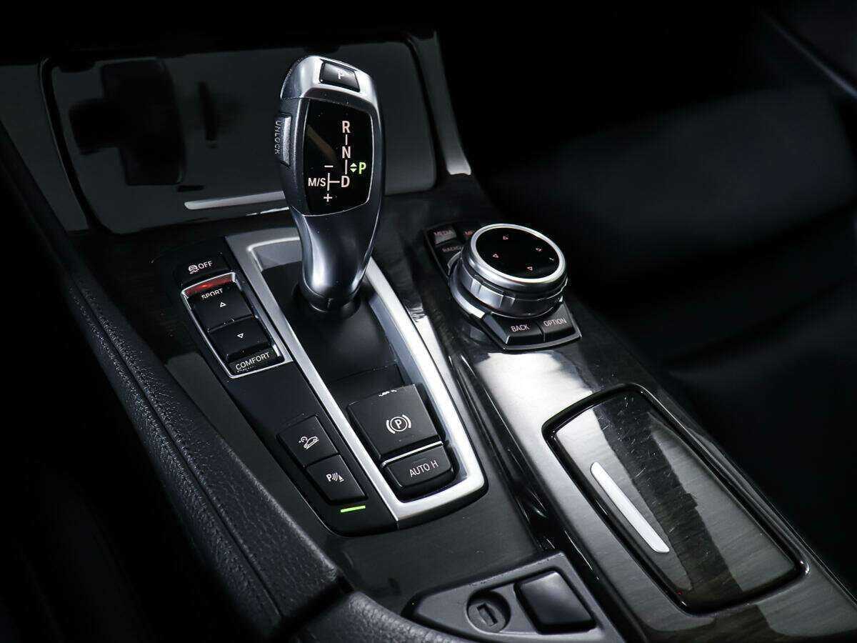 БМВ 5 серии б/у, 2012, Автоматическая. Фото: #18