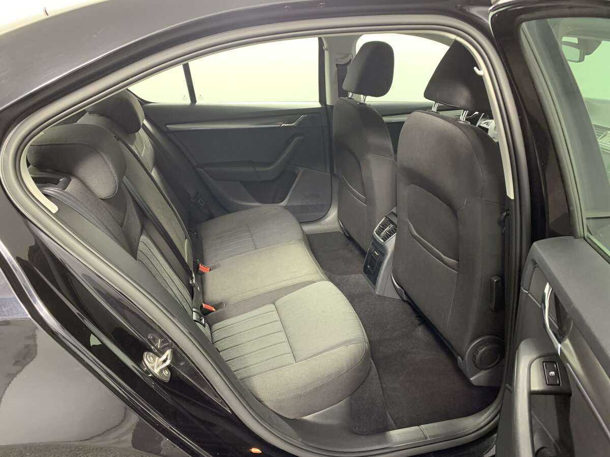 Шкода Октавия б/у, 2018, Роботизированная. Фото: #13