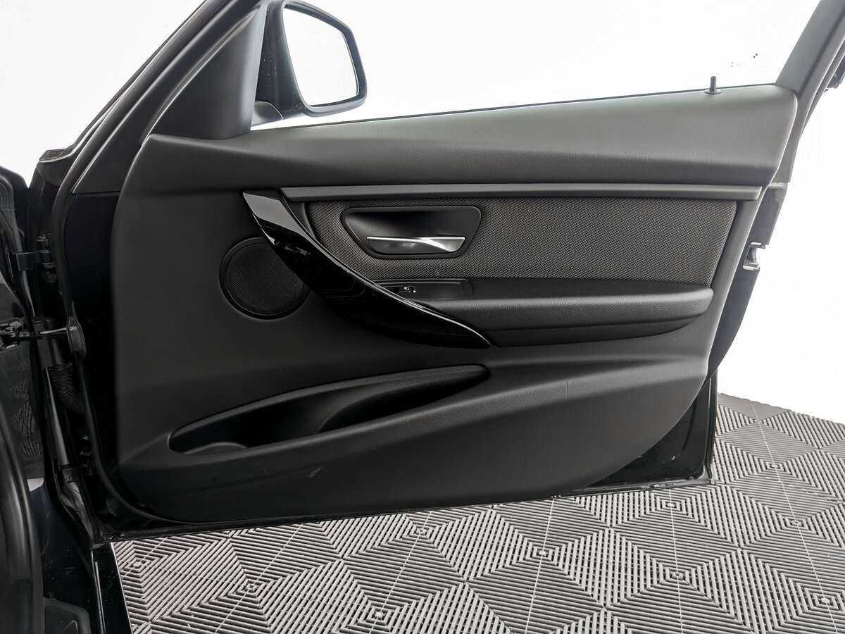 БМВ 3 серии б/у, 2018, Автоматическая. Фото: #19