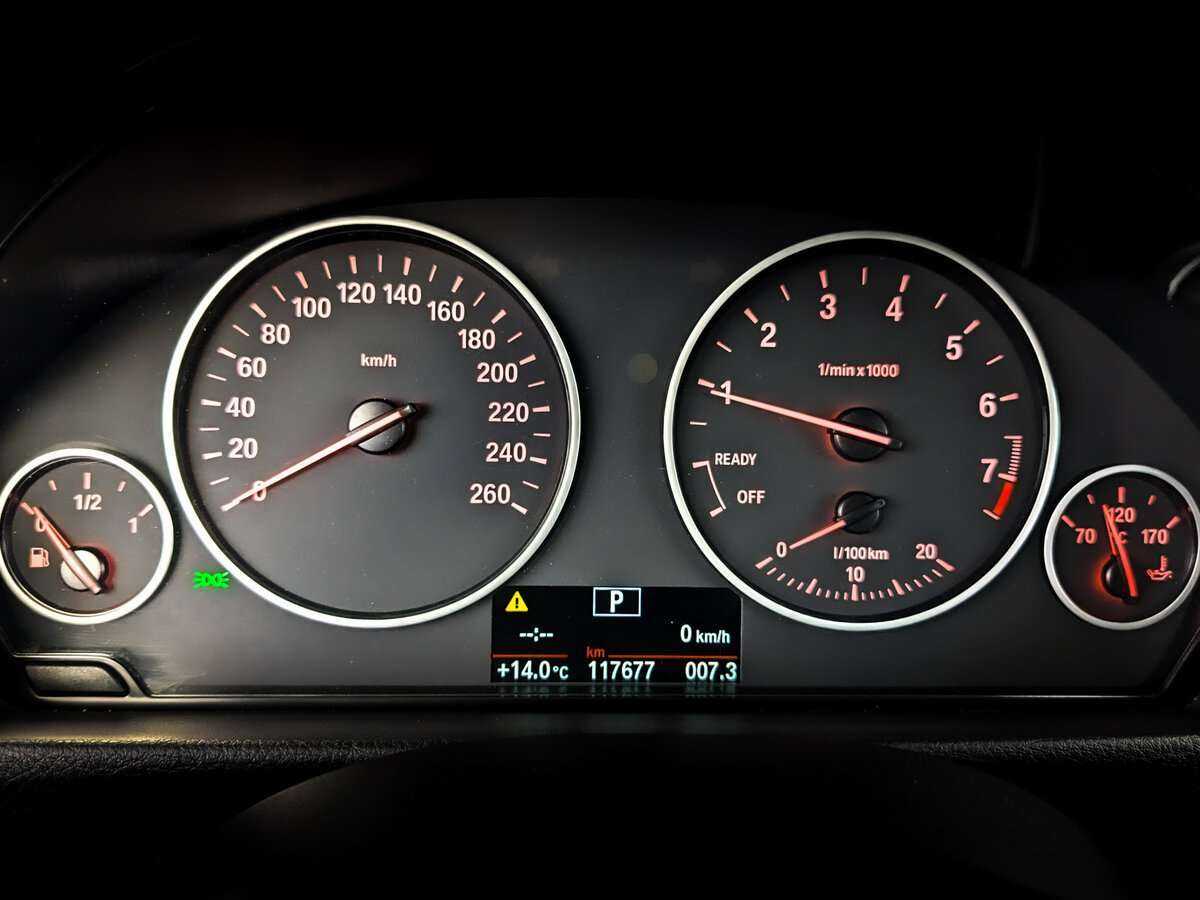 БМВ 3 серии б/у, 2017, Автоматическая. Фото: #9