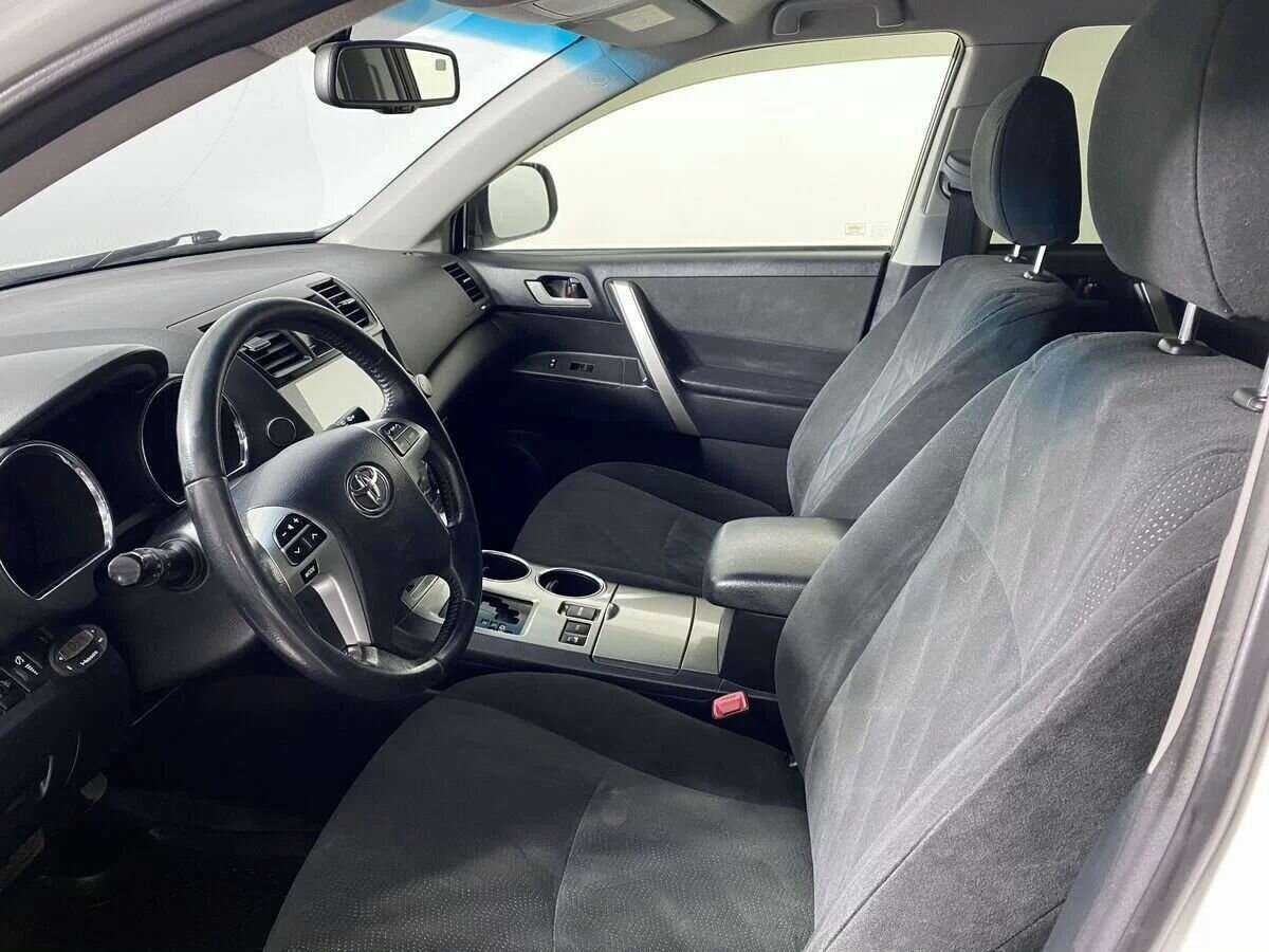 Тойота Хайлэндер б/у, 2012, Автоматическая. Фото: #8