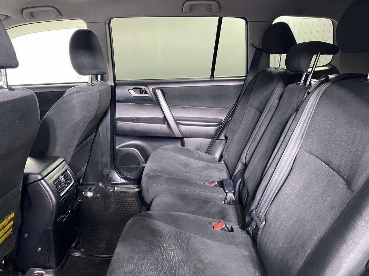 Тойота Хайлэндер б/у, 2012, Автоматическая. Фото: #9