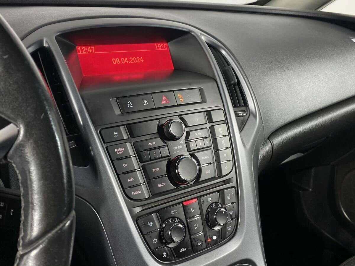 Опель Астра б/у, 2013, Автоматическая. Фото: #14