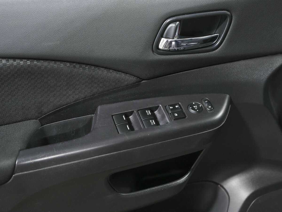 Хонда ЦР-В б/у, 2015, Механическая. Фото: #13