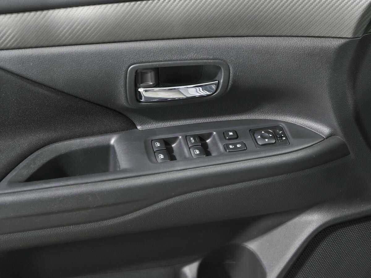 Митсубиши Оутлэндер б/у, 2018, Вариатор. Фото: #14