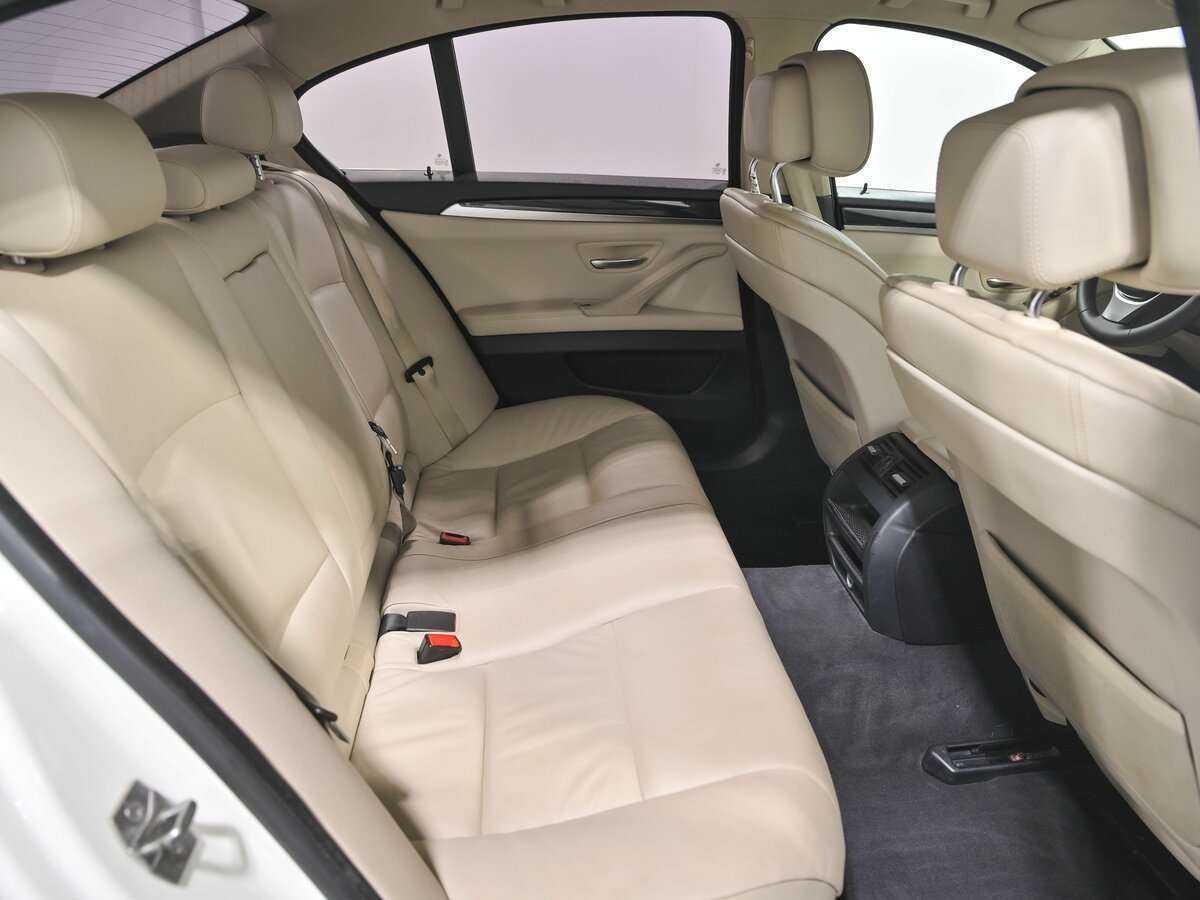 БМВ 5 серии б/у, 2013, Автоматическая. Фото: #18