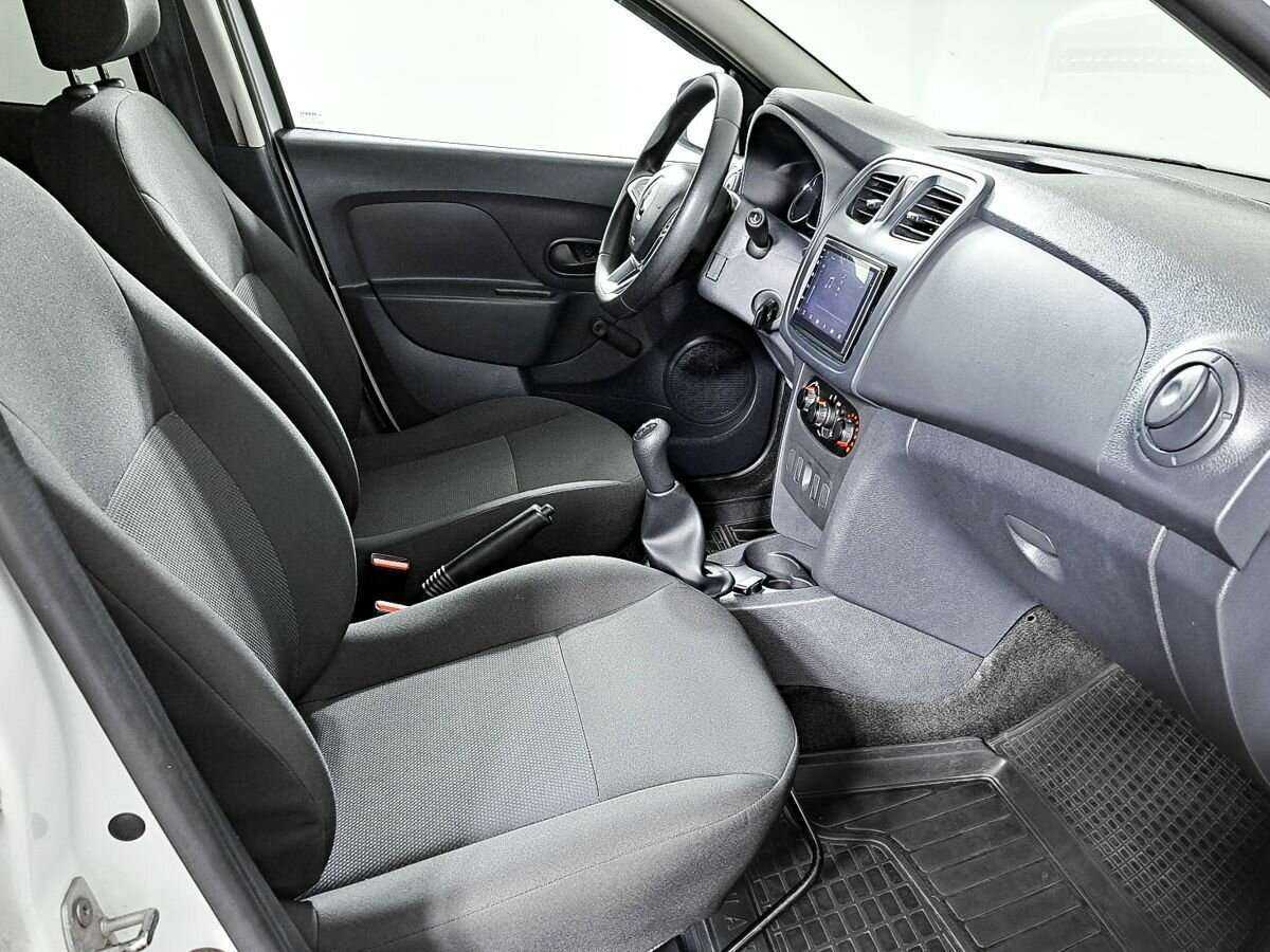 Рено Сандеро б/у, 2018, Механическая. Фото: #6