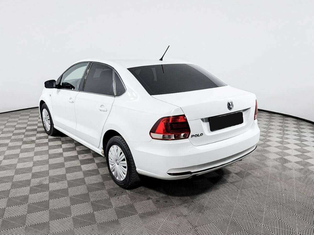 Фольксваген Поло б/у, 2015, Механическая. Фото: #6