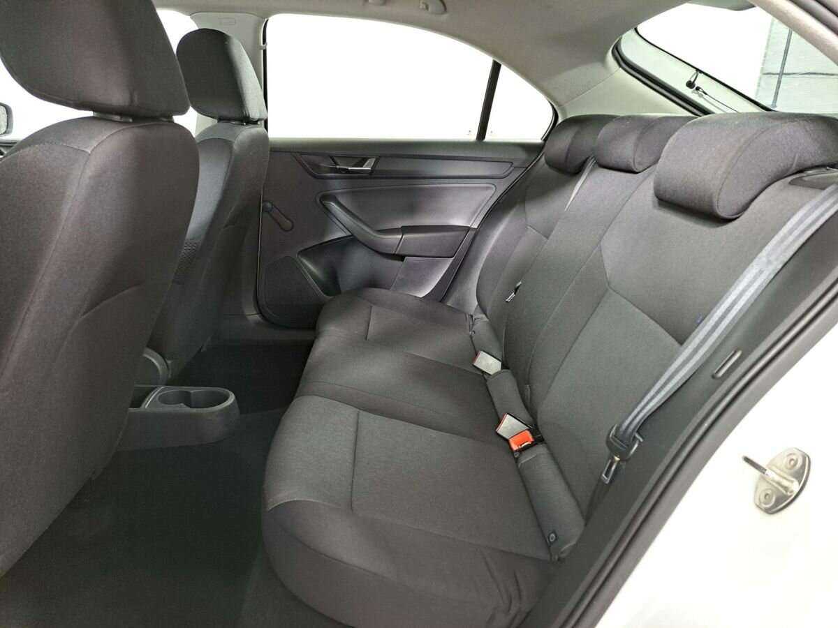 Шкода Рапид б/у, 2017, Механическая. Фото: #11