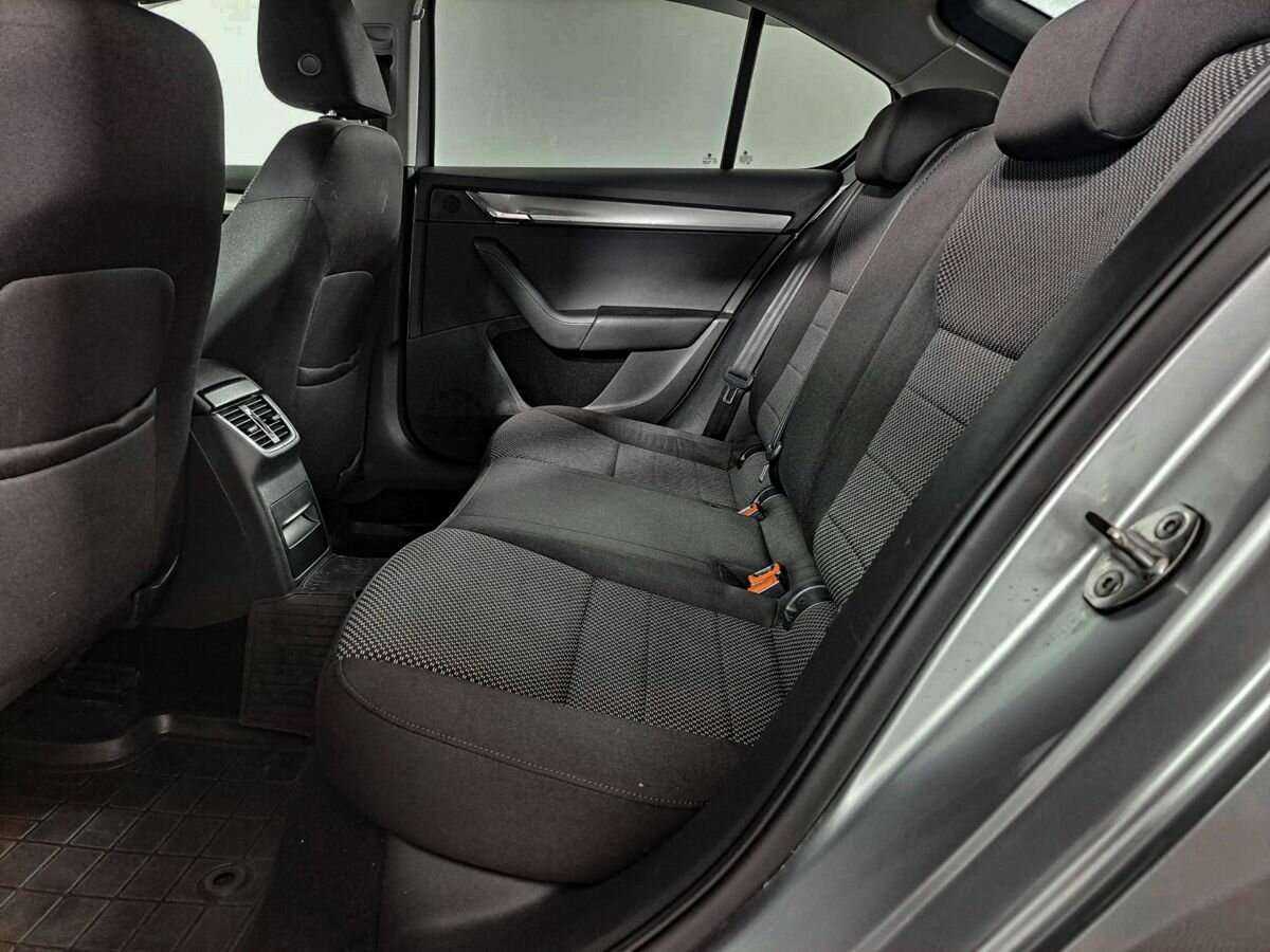 Шкода Октавия б/у, 2016, Роботизированная. Фото: #8