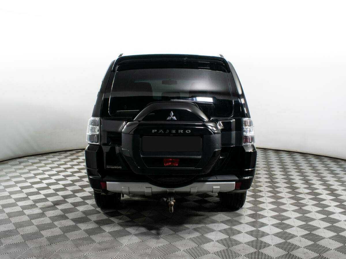 Митсубиши Паджеро б/у, 2015, Автоматическая. Фото: #3