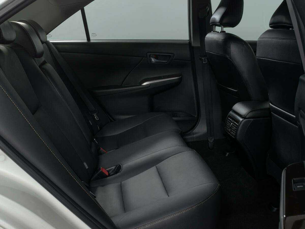 Тойота Камри б/у, 2016, Автоматическая. Фото: #11