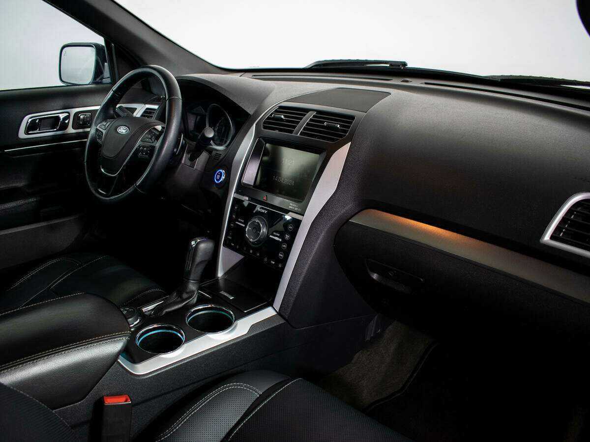 Форд Експлорер б/у, 2013, Автоматическая. Фото: #6