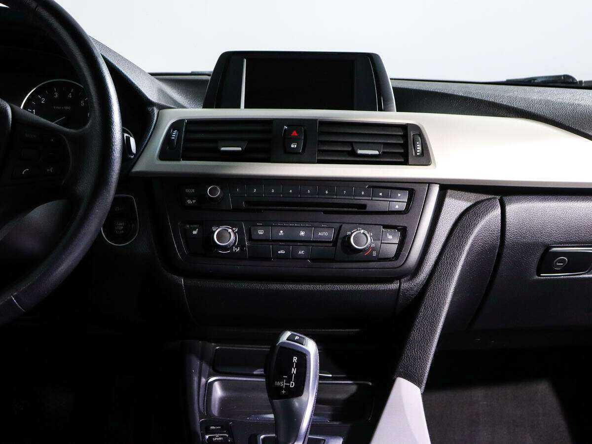 БМВ 3 серии б/у, 2013, Автоматическая. Фото: #9