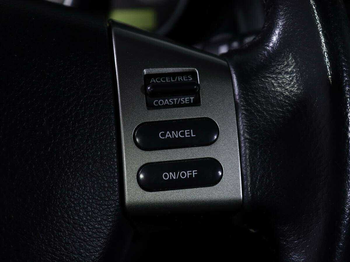 Ниссан Тиида б/у, 2012, Автоматическая. Фото: #18