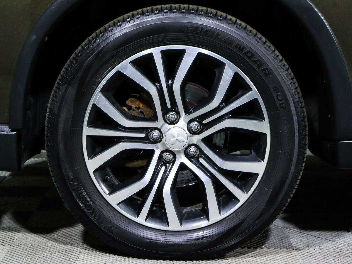 Митсубиши Оутлэндер б/у, 2018, Вариатор. Фото: #21