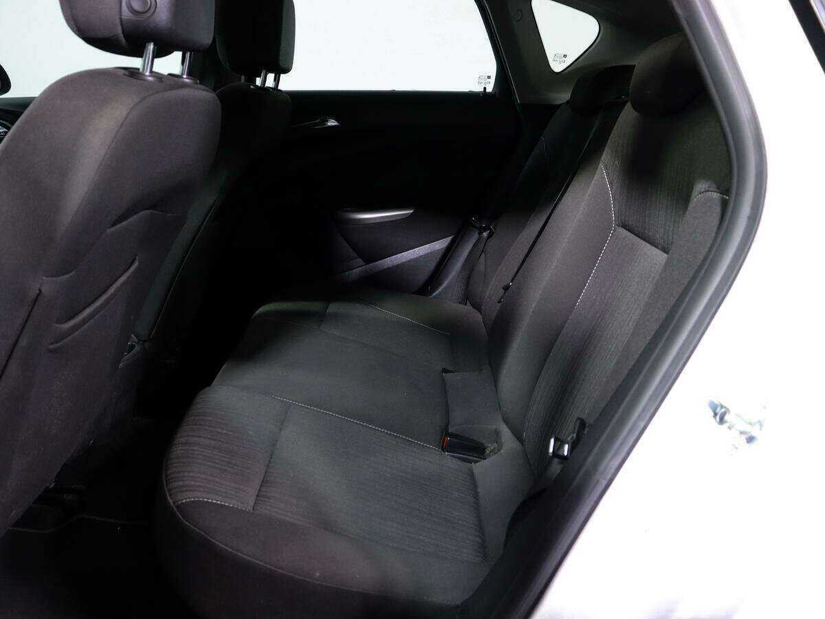 Опель Астра б/у, 2012, Автоматическая. Фото: #7