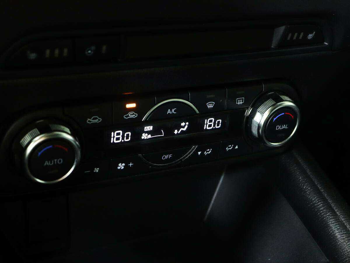 Мазда Ц-Икс-5 б/у, 2018, Автоматическая. Фото: #16