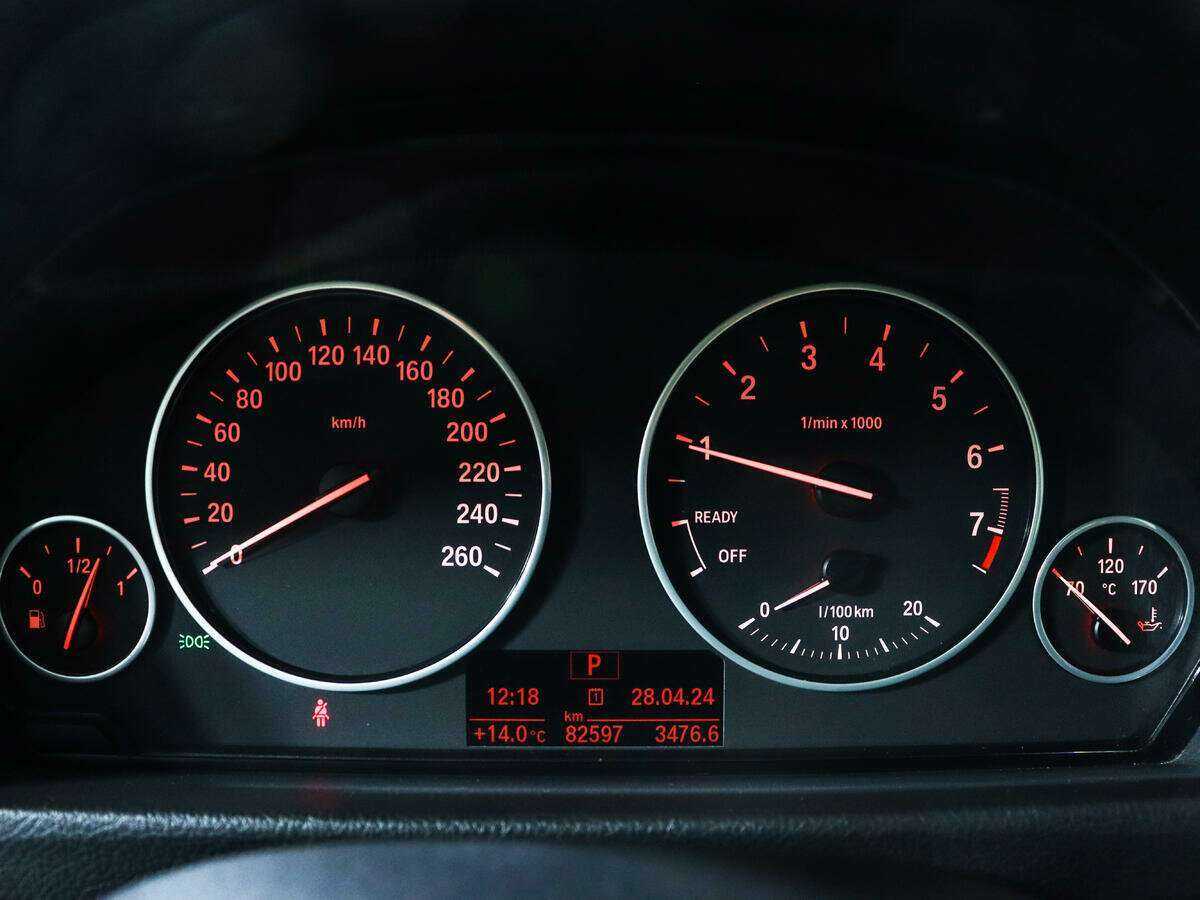 БМВ 3 серии б/у, 2017, Автоматическая. Фото: #7