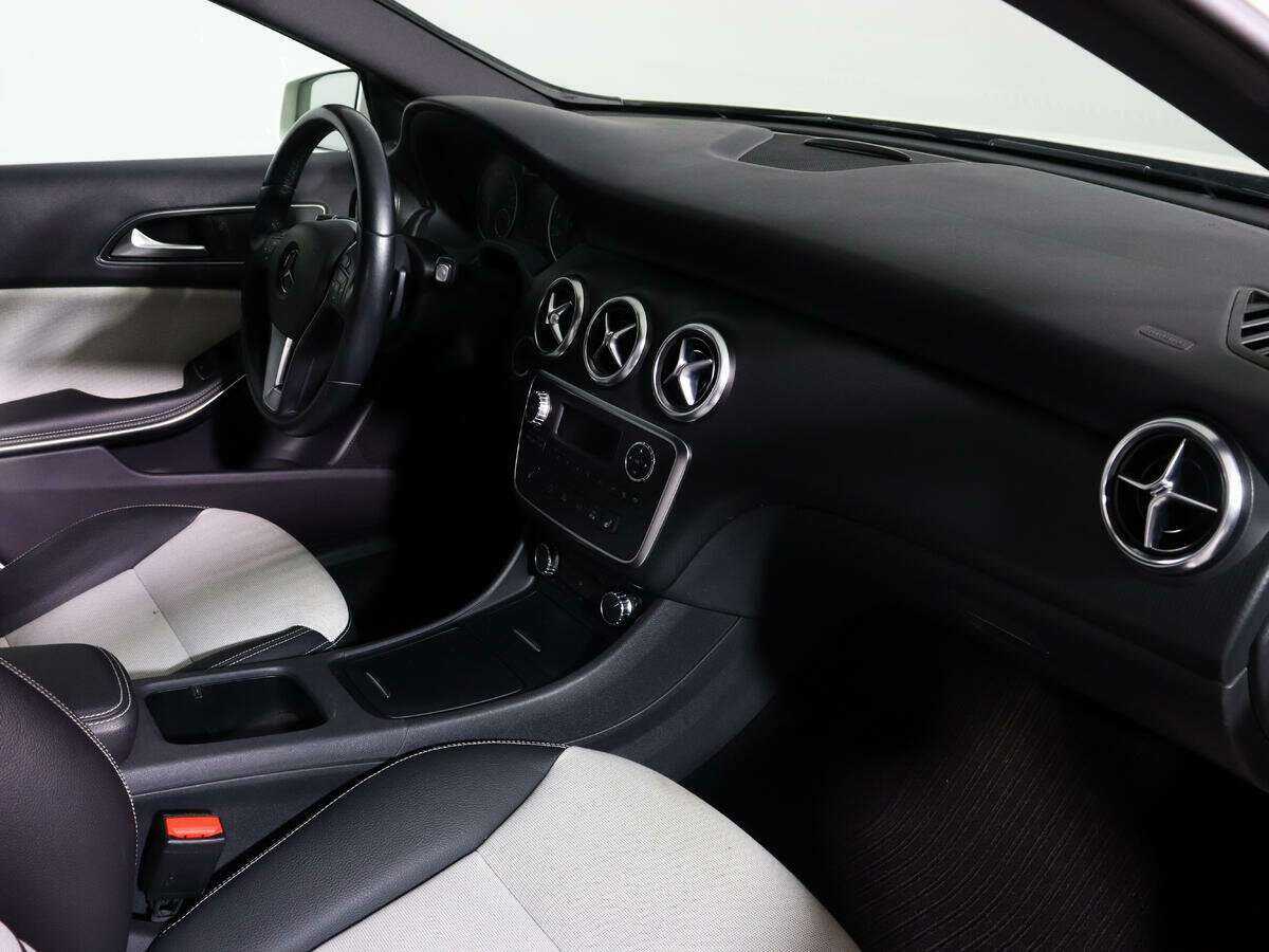 Мерседес-Бенц А-Класс б/у, 2014, Роботизированная. Фото: #8