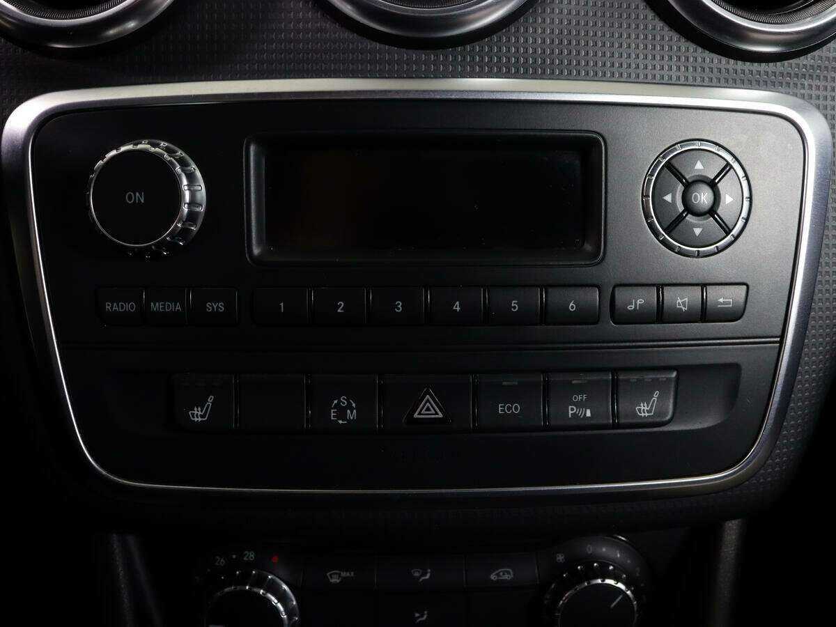 Мерседес-Бенц А-Класс б/у, 2014, Роботизированная. Фото: #17