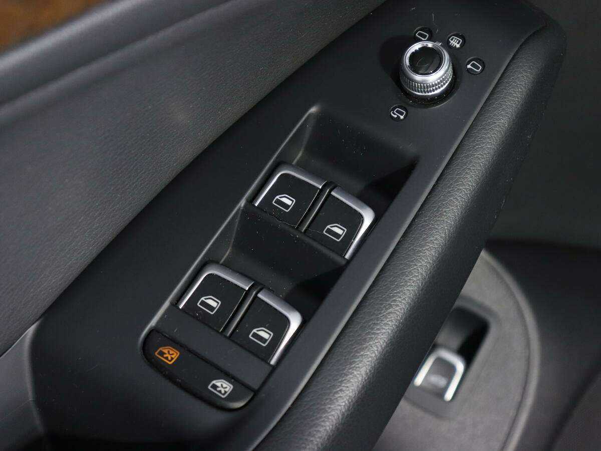 Ауди К5 б/у, 2015, Автоматическая. Фото: #17