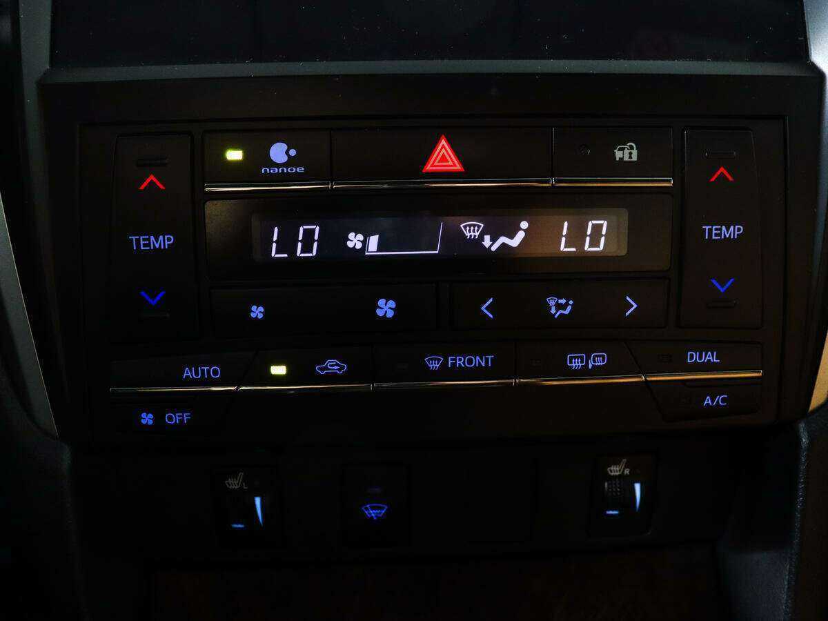 Тойота Камри б/у, 2016, Автоматическая. Фото: #16