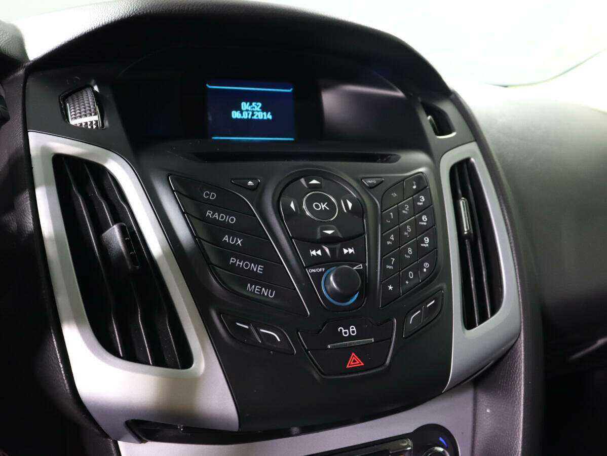 Форд Фокус б/у, 2014, Роботизированная. Фото: #14