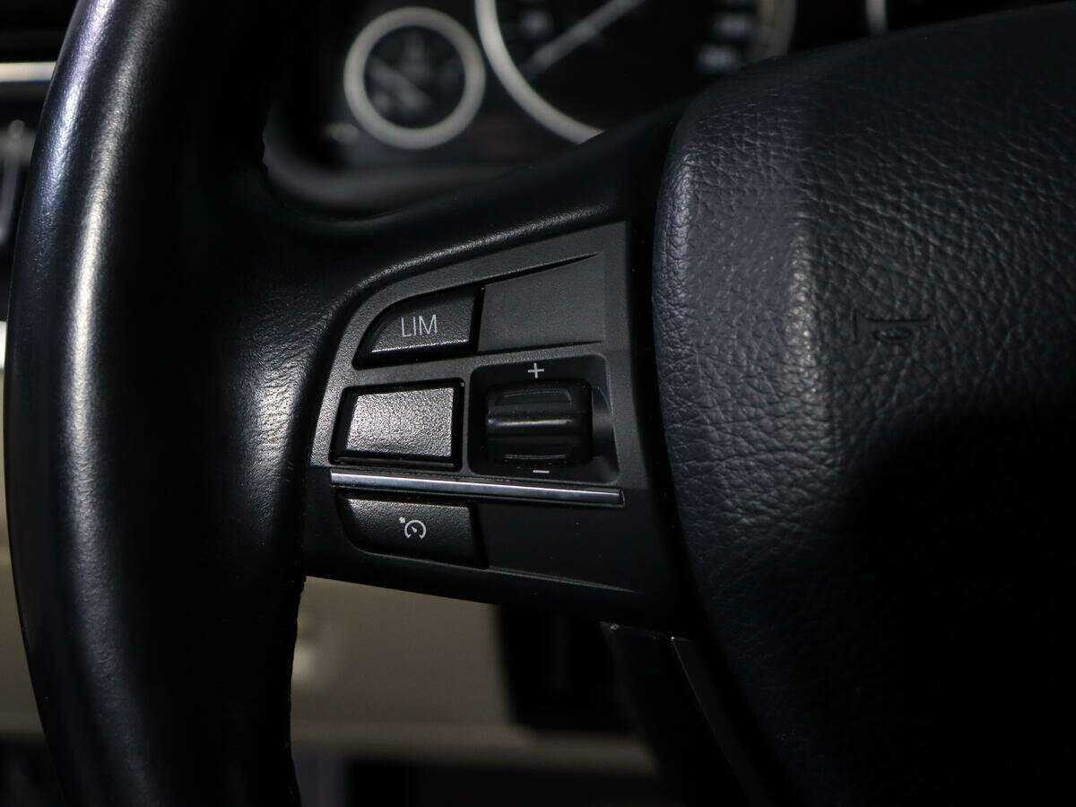 БМВ 5 серии б/у, 2012, Автоматическая. Фото: #15